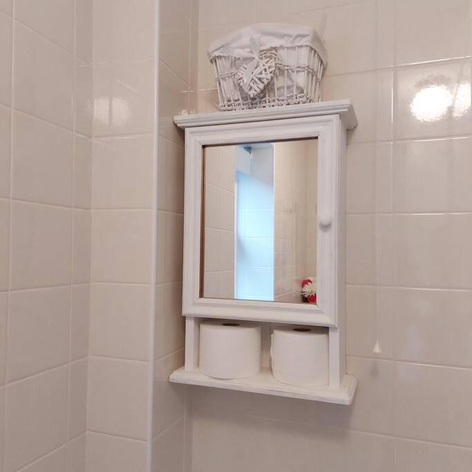 Cheerful, Cosy, One Bedroom Home With Patio And Parking Newbury  Eksteriør billede